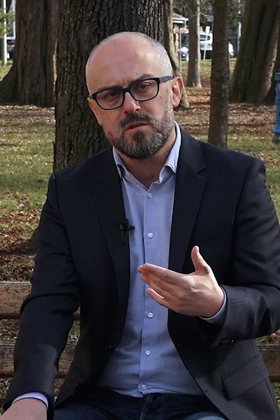 https://ostanimozdravi.hr/desetpodeset/wp-content/uploads/2023/03/Domagoj-Vidovic.jpg